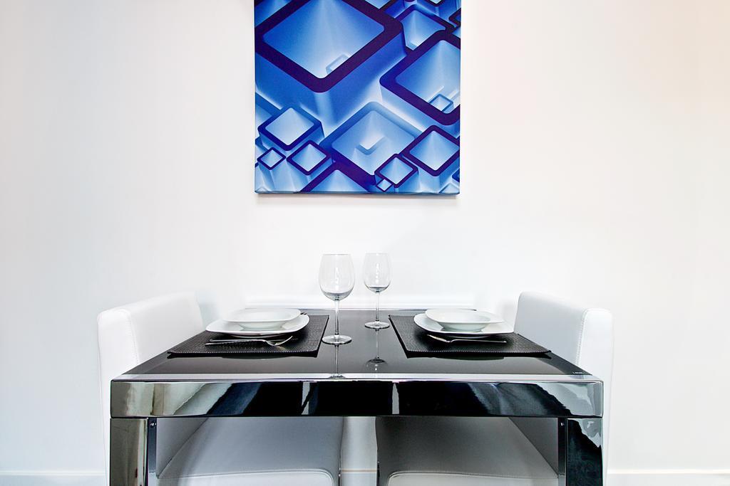 Habitat Apartments Latina Madrid Pokoj fotografie
